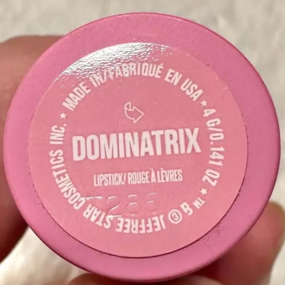 NIB❤️‍🔥"Dominatrix" 😍Jeffree Star Velvet Trap Lipstick 💄SOLD OUT - Picture 5 of 11